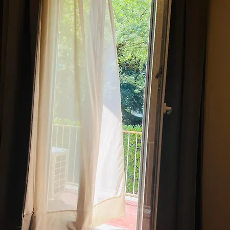 招待所 Sonila's 2 3*